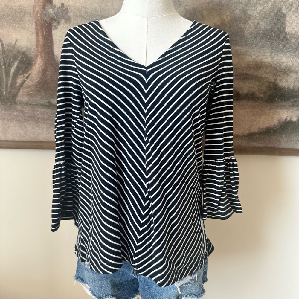 Lucky Brand Black and White Chevron Long Sleeve Top